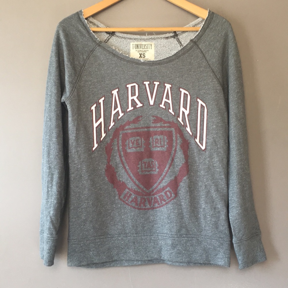 T-University HARVARD Sweater